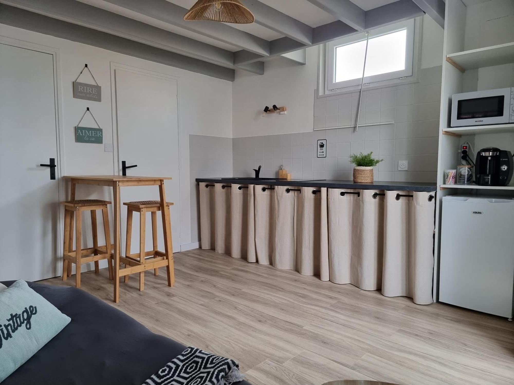 Holiday home Cocooning Au Calme, Proche Centre-ville Et Centre Commercial Challans